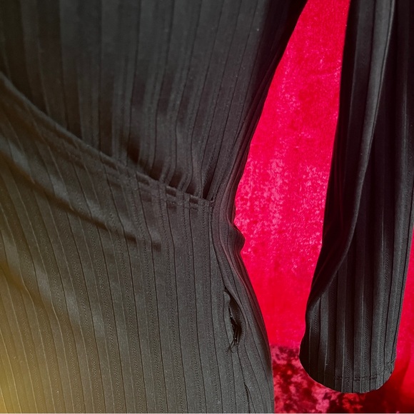 Black Ribbed Wrap-Style Top - Picture 4 of 4